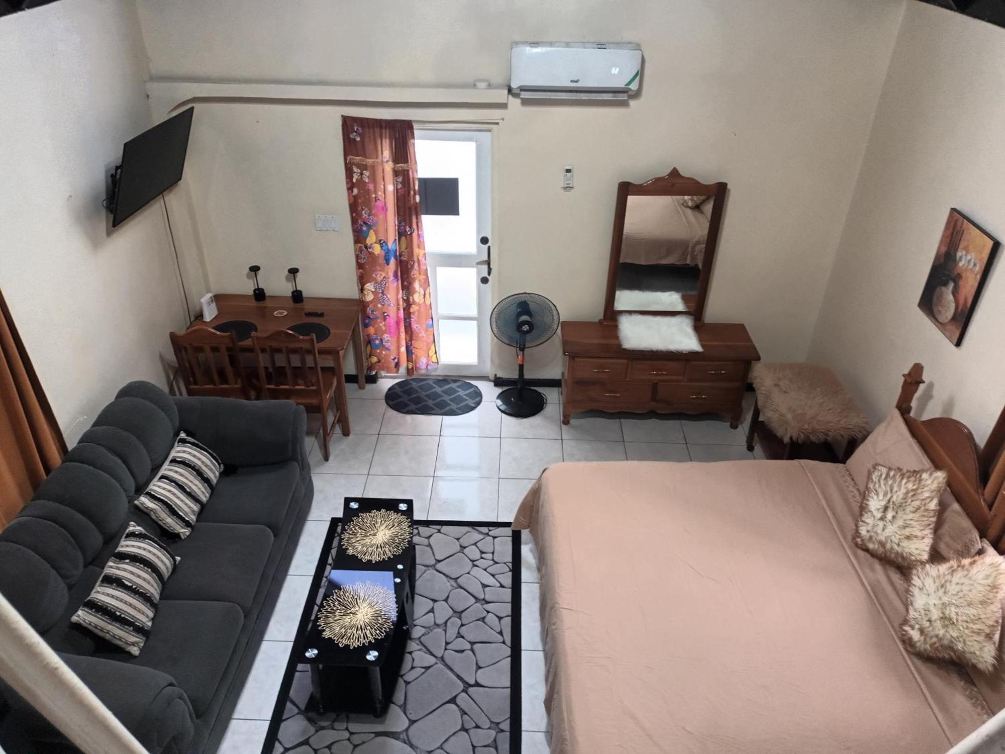 Oceanfront Condo W/ Free Parking + High Speed Wifi Negril Bagian luar foto